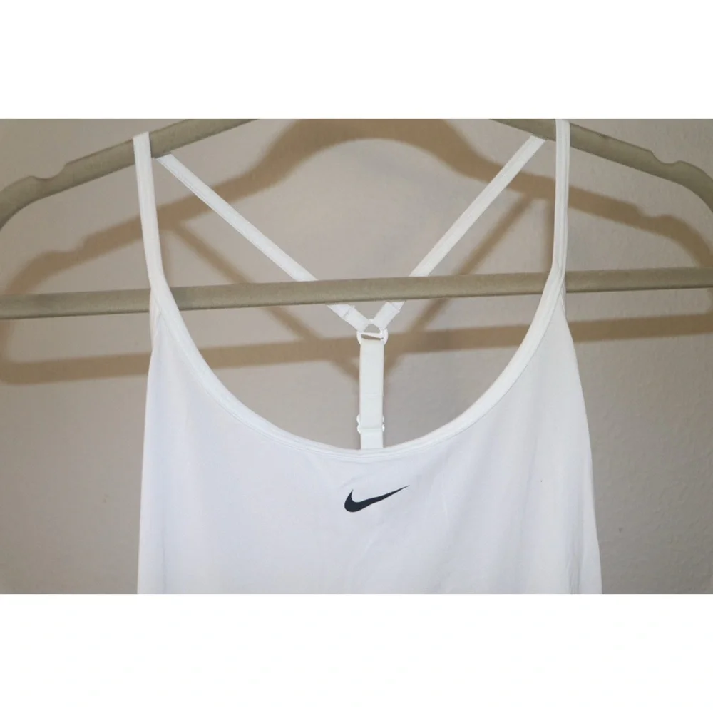 Nike Women’s Dri-Fit One Elastika Tank Top